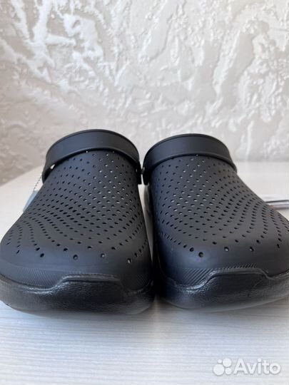 Crocs literide сабо черный 42-43