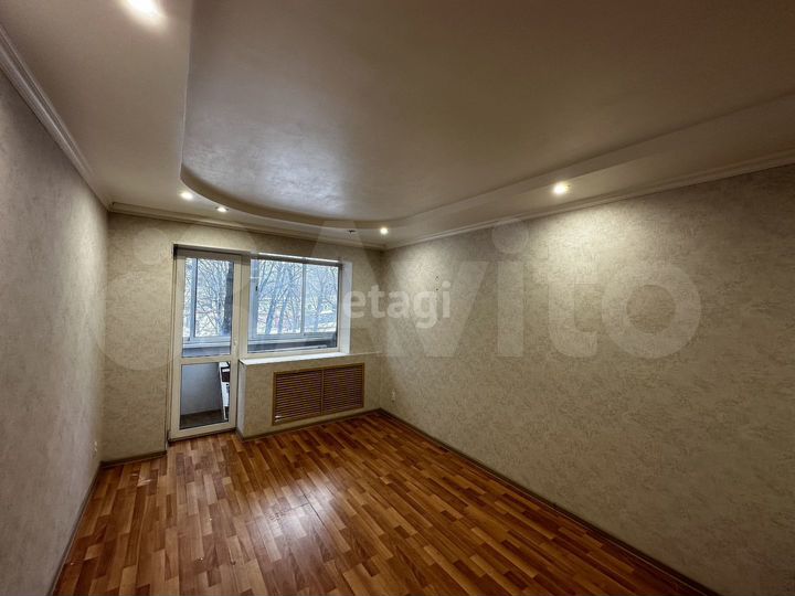 1-к. квартира, 30,4 м², 2/5 эт.