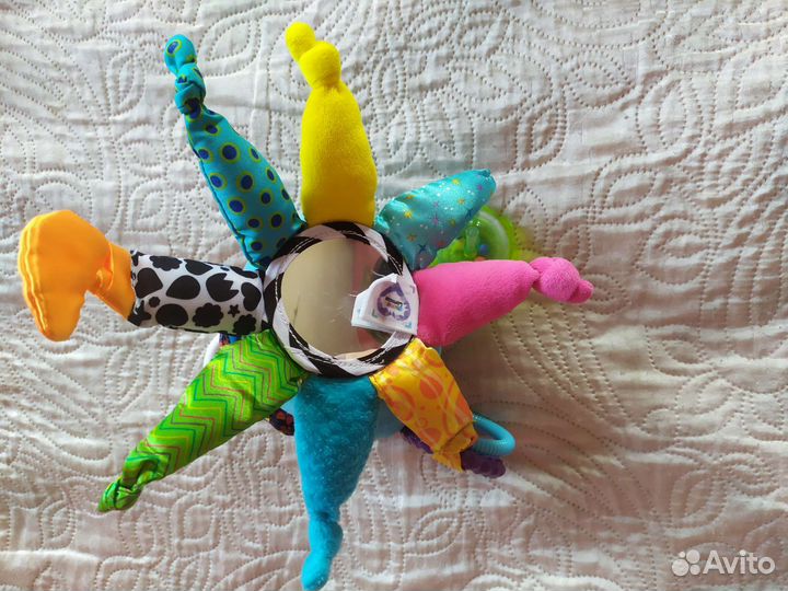 Развивающие игрушки погремушки подвески