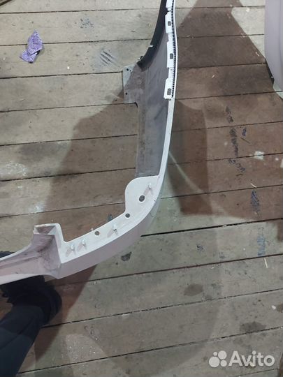 Бампер на машину