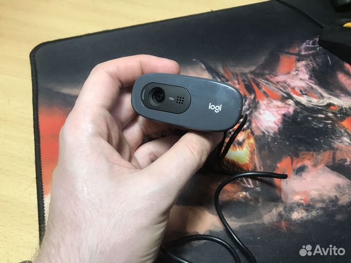 Веб камера Logitech c270