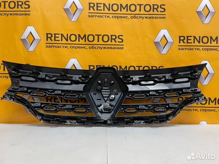 Решетка радиатора (в сборе) Рено Дастер 2