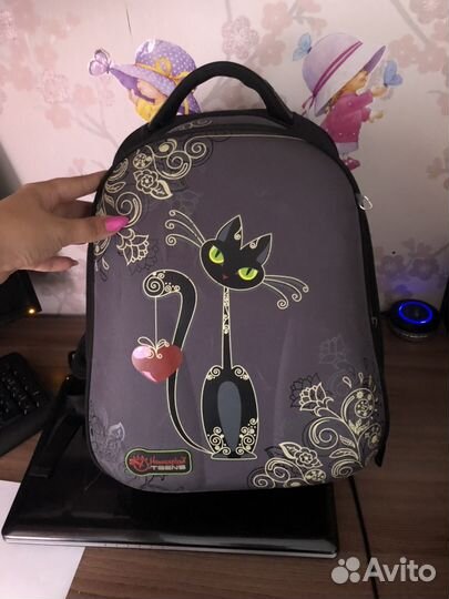 Рюкзак школьный