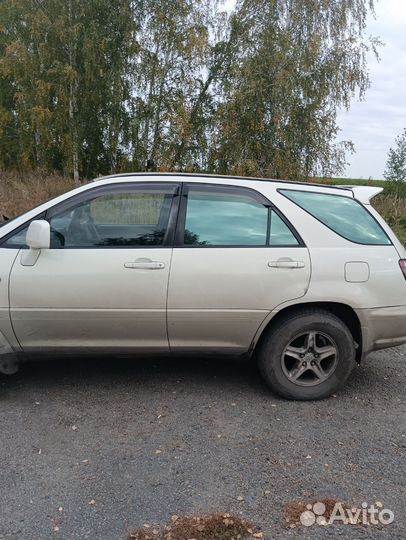 Toyota Harrier 2.2 AT, 1998, 380 000 км