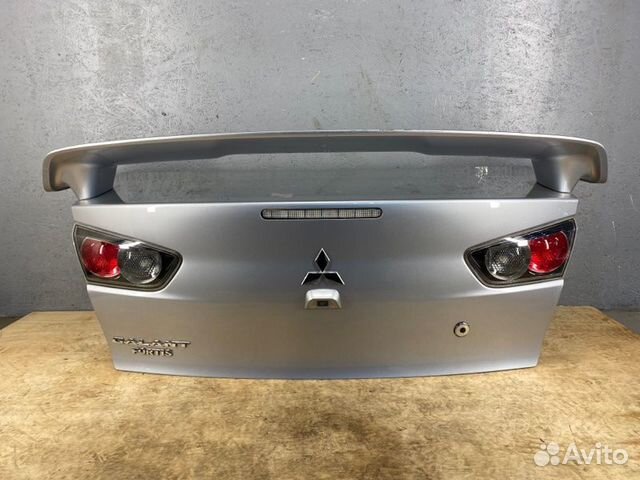 Крышка багажника Mitsubishi Lancer 10