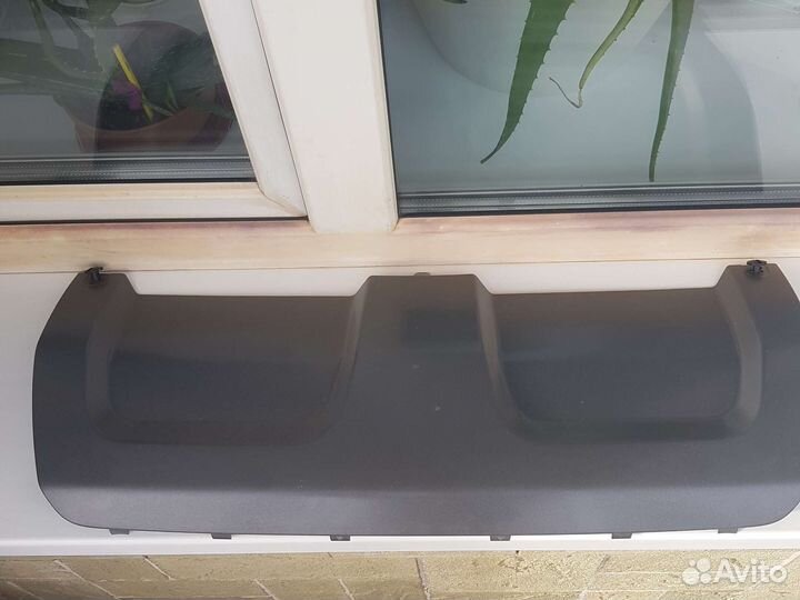 Молдинг на задний бампер Range Rover Sport