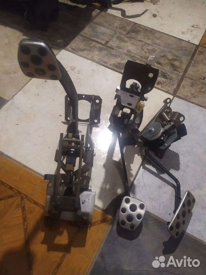 Педали subaru forester sg5