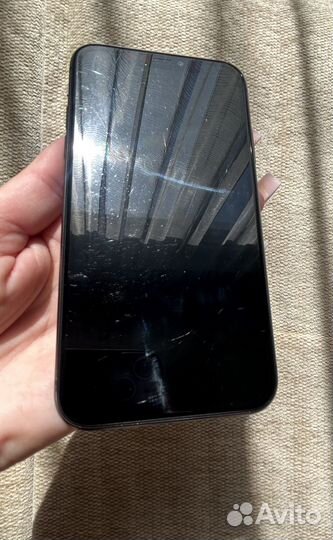 iPhone 11 128
