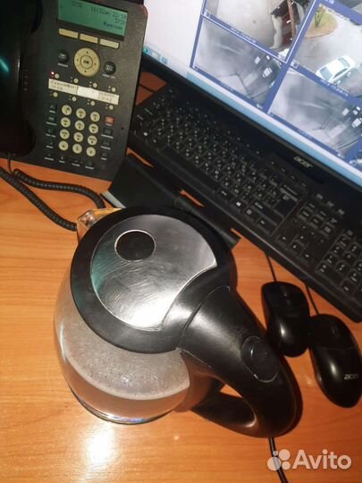 Чайник электрический polaris pwk 1755(2200вт.б.у )