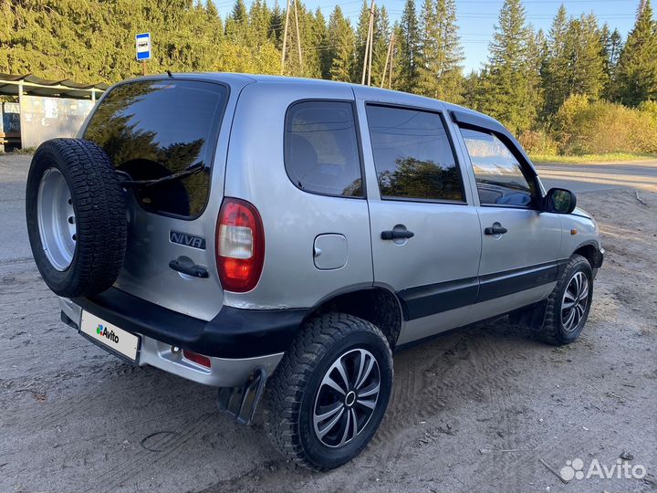 Chevrolet Niva, 2008