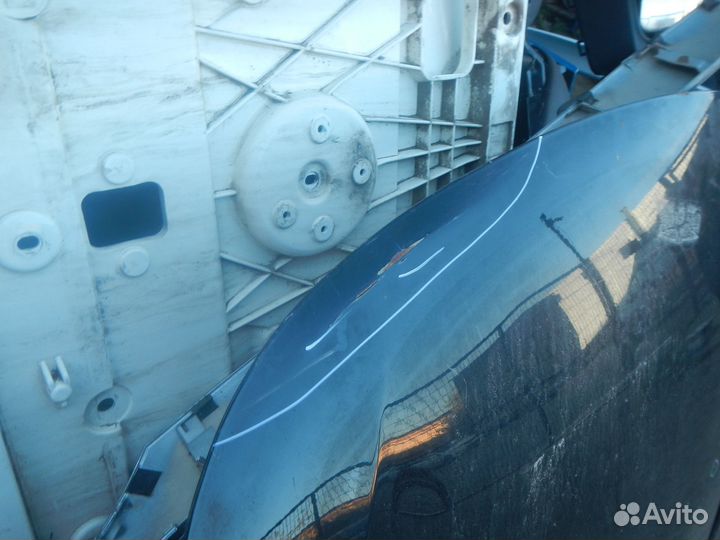 Капот Kia Stinger