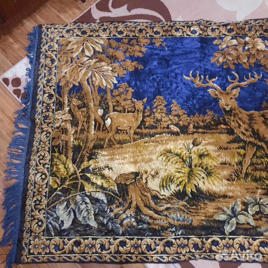 Гобелен плюшевый с оленями на стену