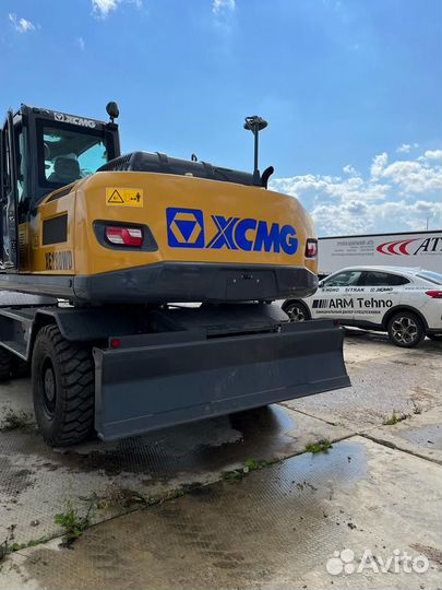 Колёсный экскаватор XCMG XE180WD, 2023