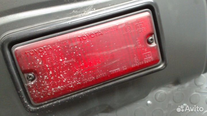 Накладка под номер Toyota RAV 4, 2002