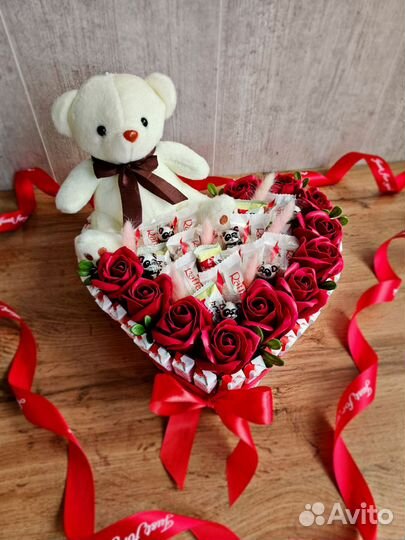 Шикарный Киндер торт/сладкий букет для девушки