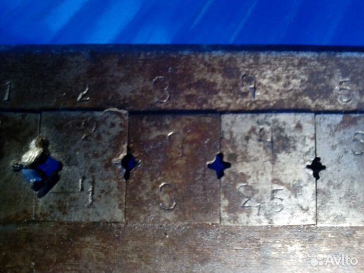 Универсальный плашкодежатель с 4- мя лерками