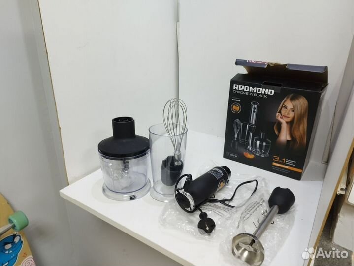 Блендер Redmond RHB-2908