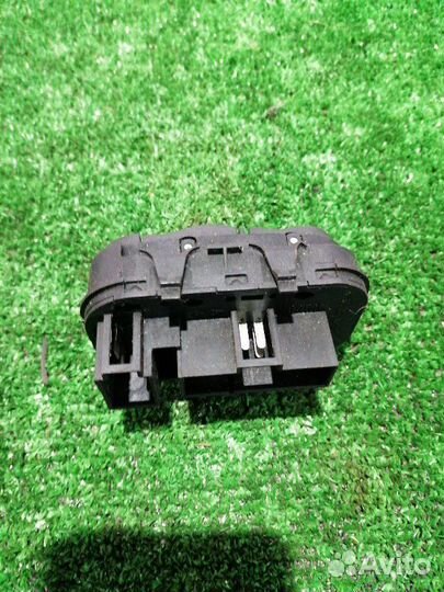 Блок управления стеклоподъемниками Ford Focus 1