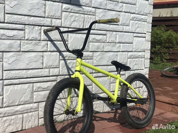 Трюковой велосипед bmx outleap