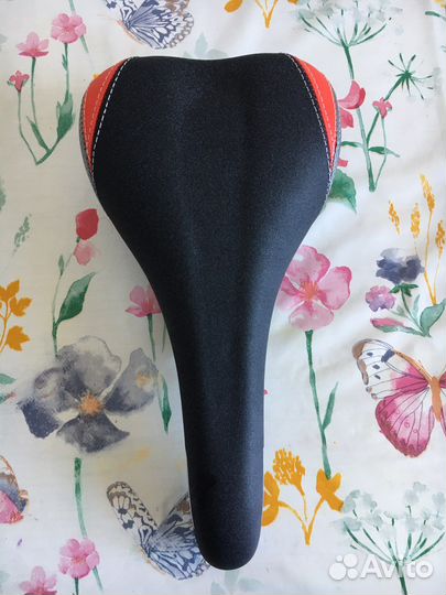 Седло сидение для велосипеда GT