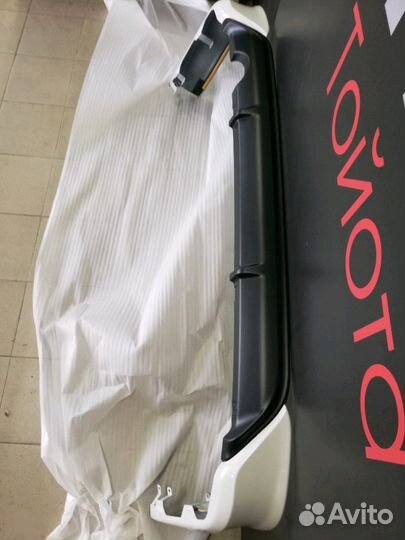 Юбка заднего бампера ланд крузер 200