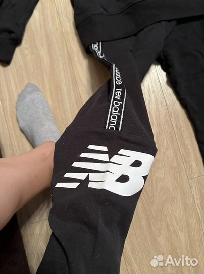 New balance костюм для девочки