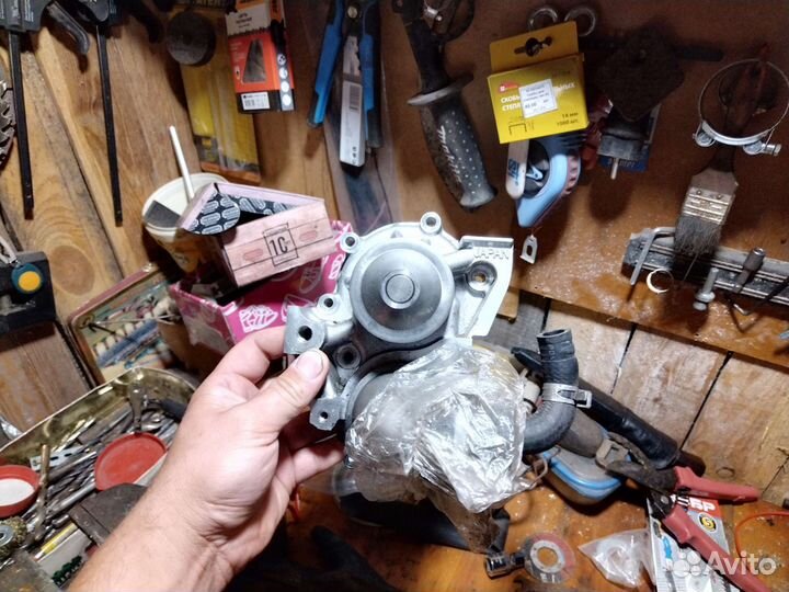 Водяная помпа subaru