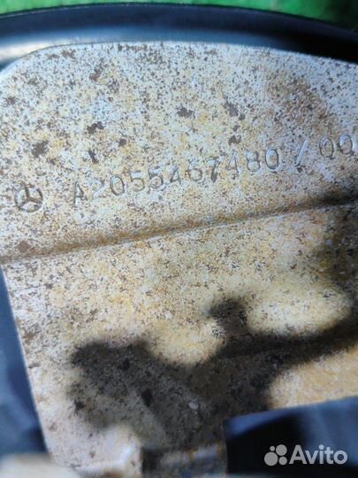 Кулак поворотный задний правый Mercedes-Benz