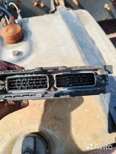 Блок управления двигателем Scania 4серии