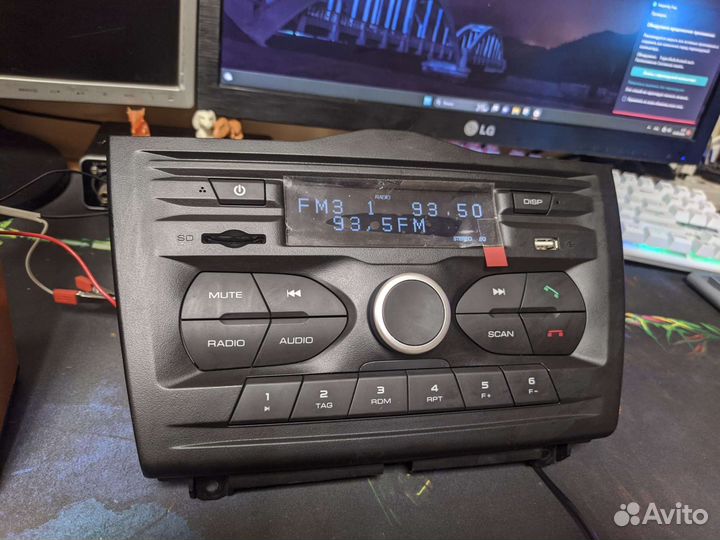 Штатная магнитола LADA granta fl