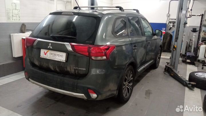 Mitsubishi Outlander 2.4 CVT, 2015, 211 000 км