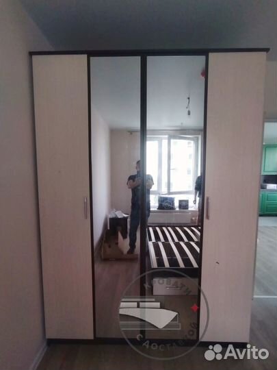 Шкаф распашной