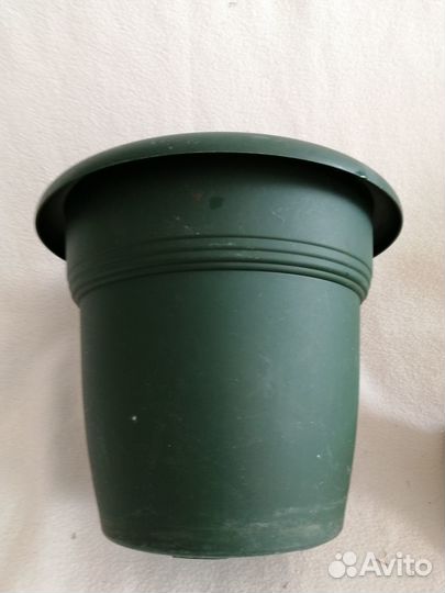 Комнатные горшки, стойки-опоры для цветов