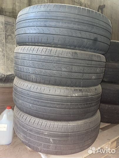 Pirelli Carrier 235/55 R20