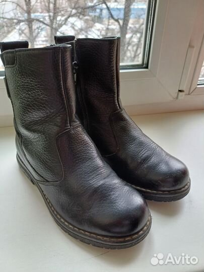 Ботинки демисезонные для мальчика 34р