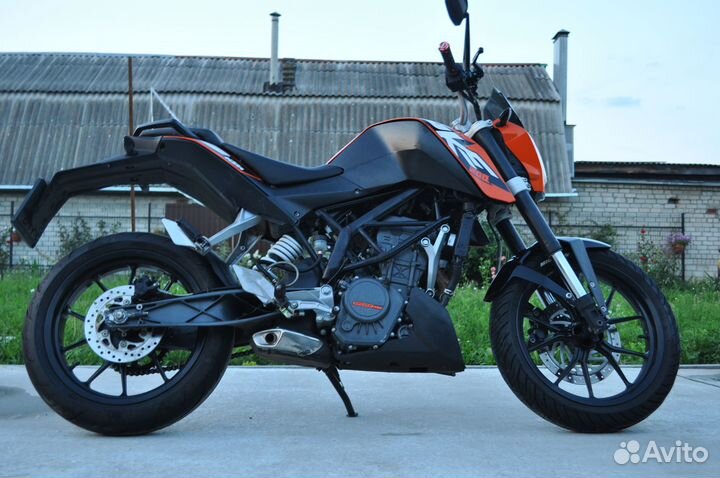 KTM Duke 200