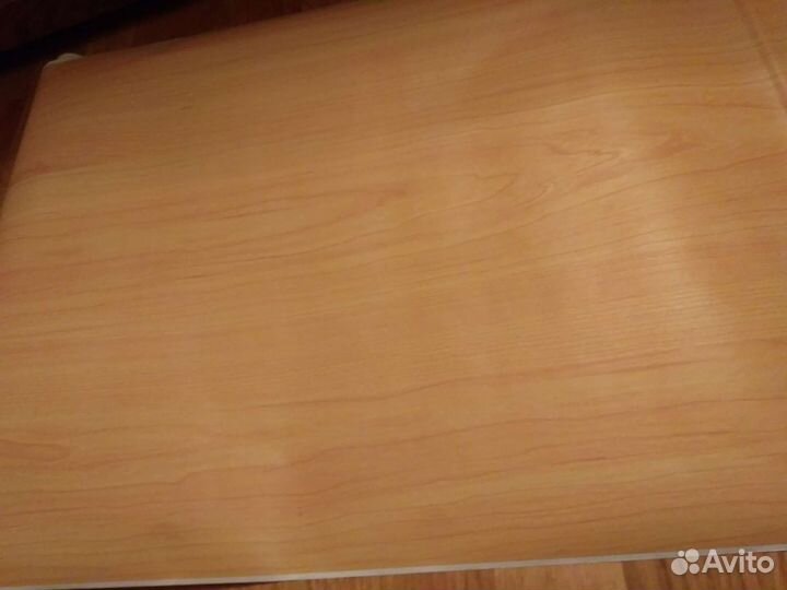 Самоклеющаяся пленка