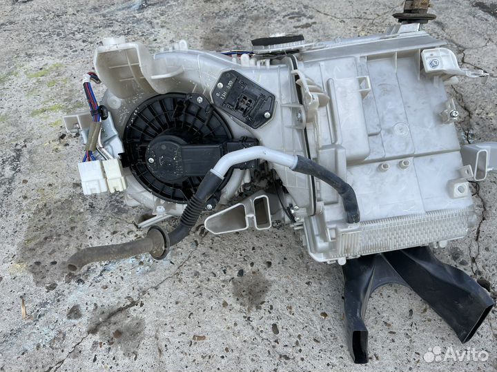 Отопитель салона Toyota Corolla E150