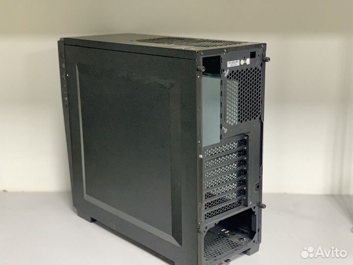 Корпус для пк Corsair spec-04