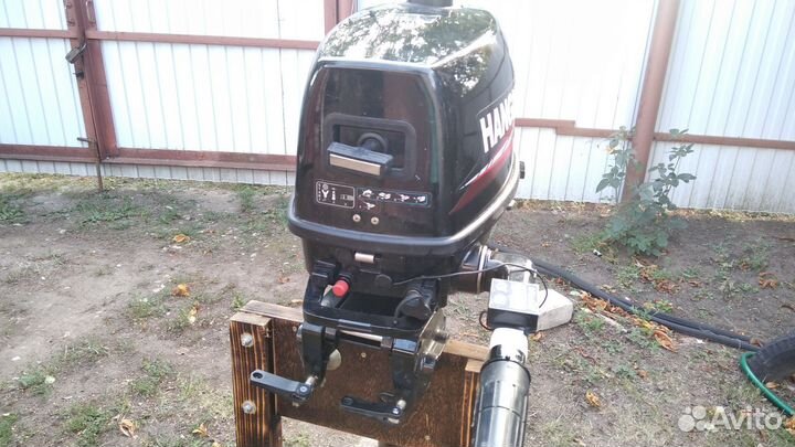 Лодочный мотор