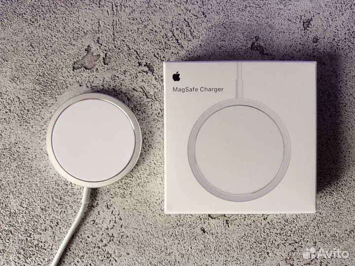 Беспроводная зарядка MagSafe Charger