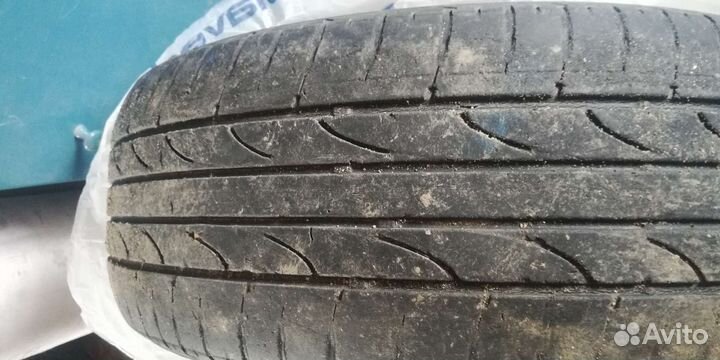 Bridgestone Dueler H/P 215/60 R17