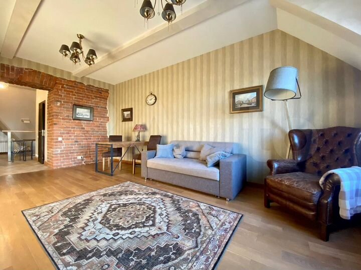 2-к. квартира, 65 м², 7/7 эт.