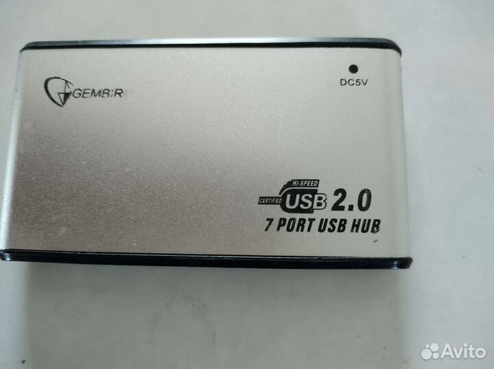 USB-разветвитель с 7 партами