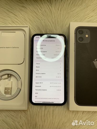 iPhone 11, 64 ГБ