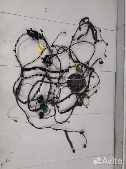 Проводка салона Renault Fluence 1 седан K4M 838