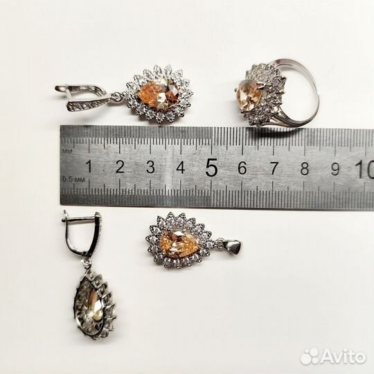 Комплект серьги, подвеска, и кольцо 18,5