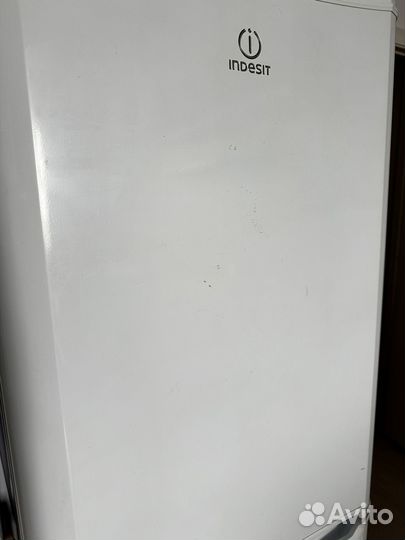 Холодильник индезит рабочий