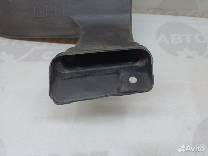 Воздуховод передний левый Nissan Primera 1.6 P12