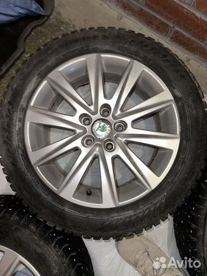 Nokian Tyres Hakkapeliitta 9 205/55 R16 94T